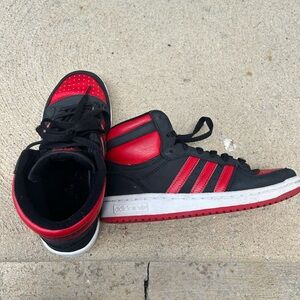 Adidas Men's Black and Red Sneakers
